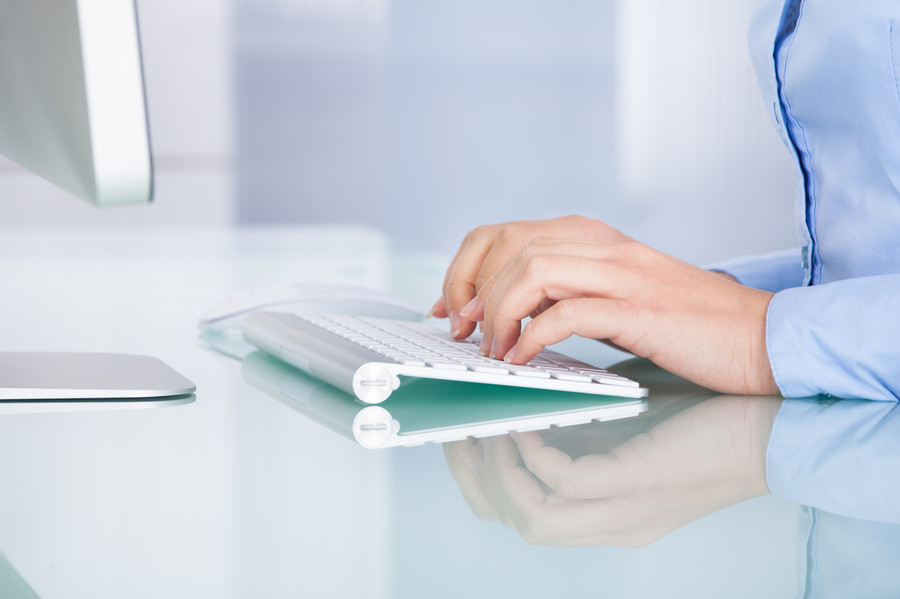 法律責任的共舞:深圳人身損害律師解釋人身損害賠償中保險公司的不可或缺