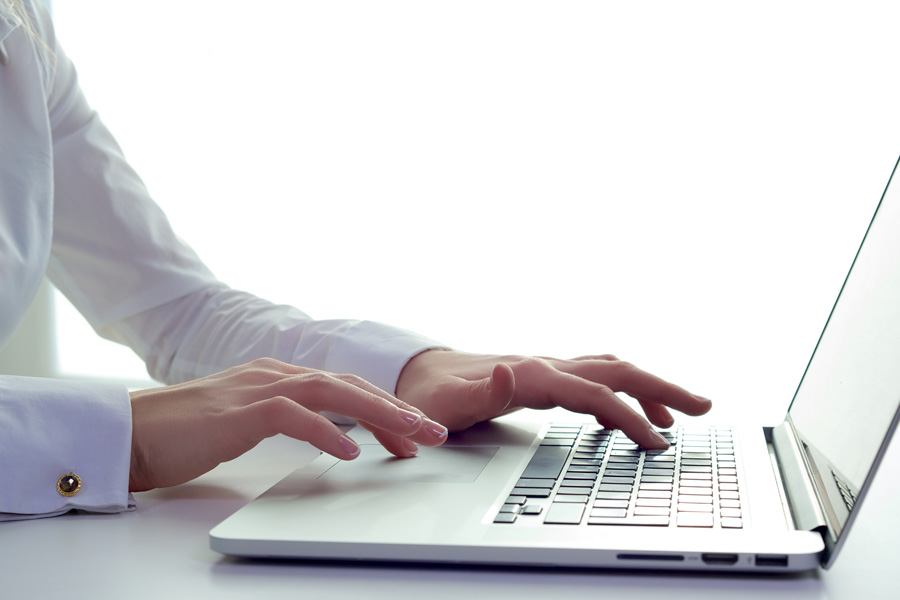 光明區律師解讀:江蘇江陰市周莊鎮綜合行政執法服務大廳工作人員工作時間食堂吃飯事件的法律分析