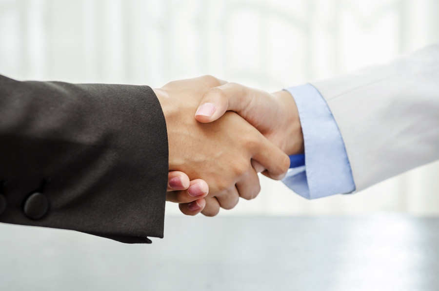 預算之殤:深圳職務侵占罪律師回答政府建設項目中項目經理的職務侵占風險與防范