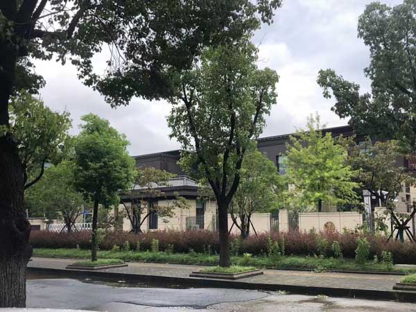 深圳房屋拆遷律師講解安置房突變小產權房的典型案例