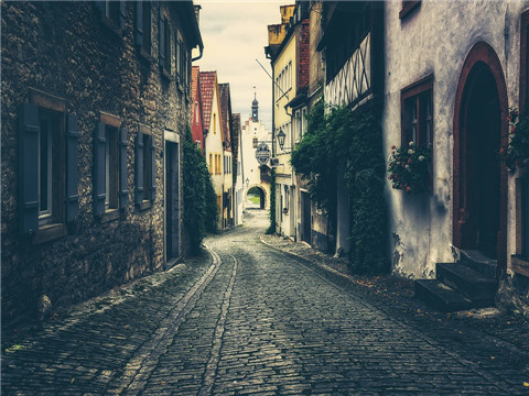 南山大學(xué)城律師:已入住率過(guò)半,小區(qū)突被查封