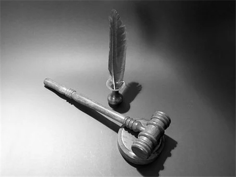 深圳福田區的律師談遛狗未栓繩致司機身亡遭巨額賠償