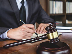 <b>深圳刑事律師排名網為您講解刑事辯護證據程序法定原則是什么</b>