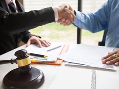 <b>深圳律師事務(wù)所視角：拆遷補(bǔ)償款分配爭(zhēng)議中保護(hù)限制行為能力人權(quán)益的法律策</b>